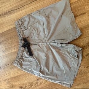 Columbia Men's Athletic Shorts in Light Taupe with Black Belt